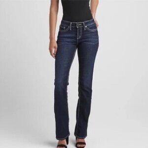 Silver Suki Mid Slim Dark Wash Jeans Size W26